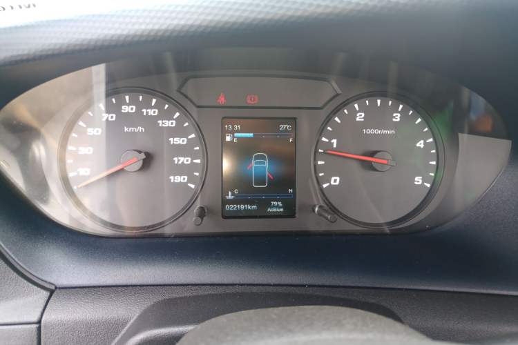 Used Iveco Eurocargo 2021 2.0T Manual Super-Rui Short Wheelbase High-Roof Side-Sliding Door F1A Instrument Cluster