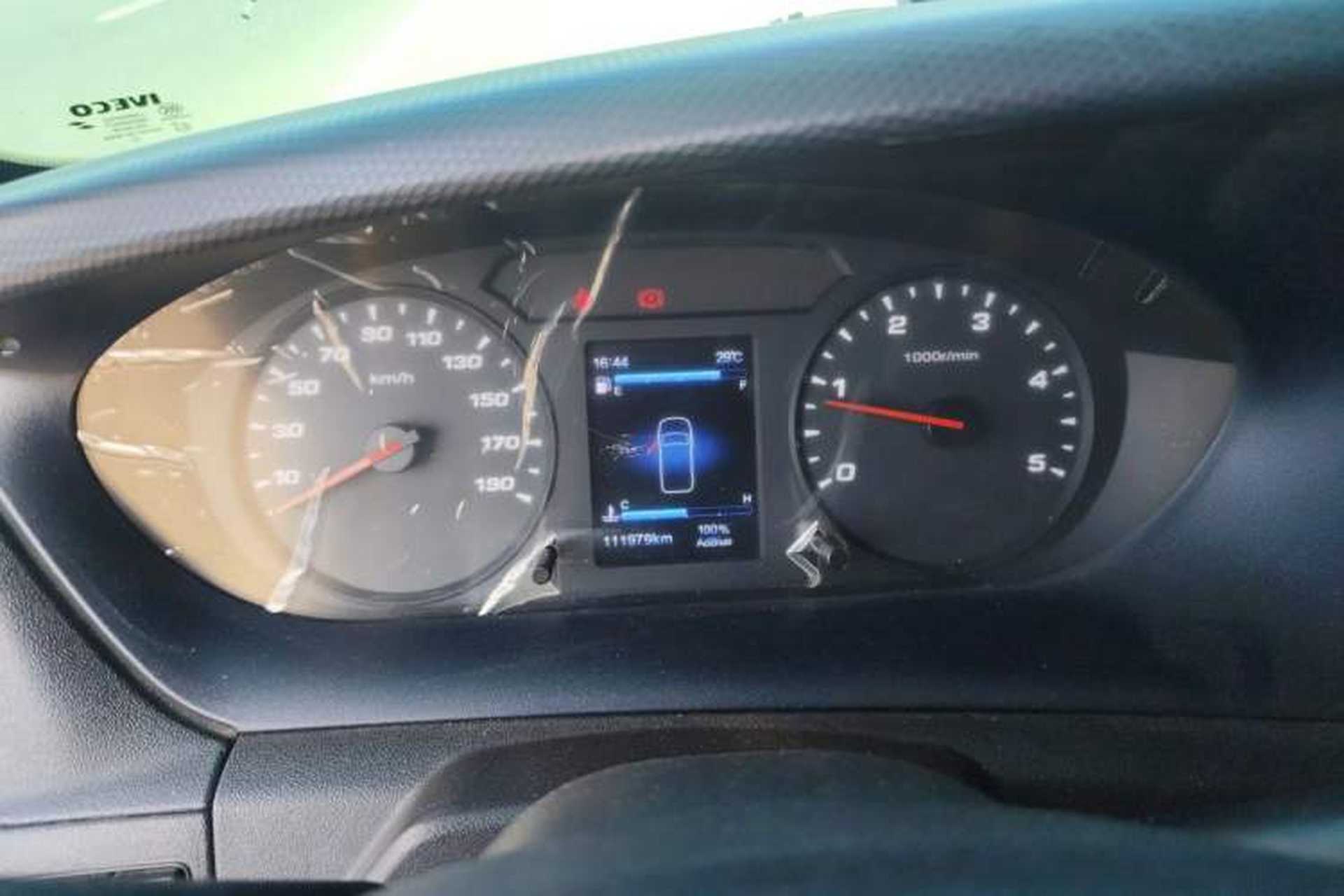 Used Iveco Eurocargo 2021 2.0T Manual Super-Rui Short Wheelbase Low-Roof Side-Hinged Door F1A Instrument Cluster