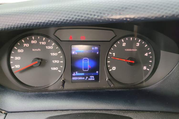 Used Iveco Eurocargo 2021 2.0T Manual Super Rui Long Wheelbase Short Overhang High Roof Side-Sliding Door F1A Instrument Cluster