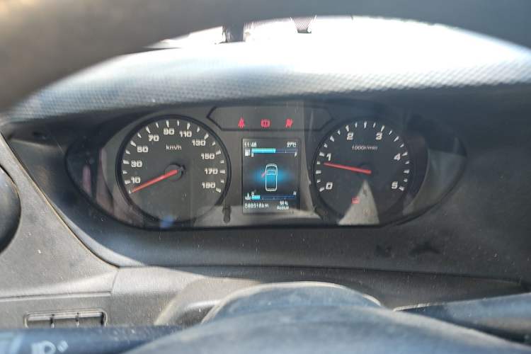 Used Iveco Eurocargo 2021 2.0T Manual Super-Rui Short Wheelbase High-Roof Side-Sliding Door F1A Instrument Cluster