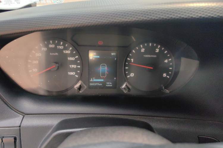 Used Iveco Eurocargo 2021 2.0T Manual Super-Rui Short Wheelbase Low-Roof Side-Hinged Door F1A Instrument Cluster