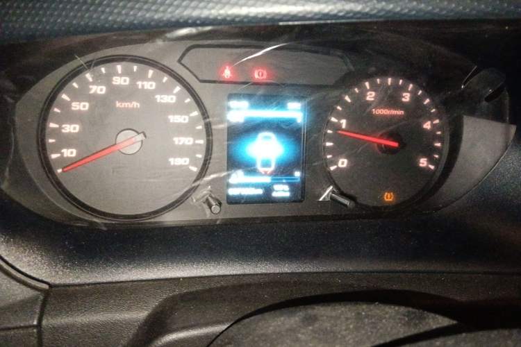 Used Iveco Eurocargo 2021 2.0T Manual Super-Rui Short Wheelbase Low-Roof Side-Hinged Door F1A Instrument Cluster
