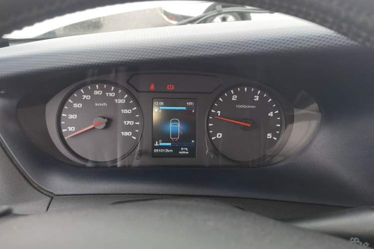 Used Iveco Eurocargo 2021 2.0T Manual Super-Rui Short Wheelbase Low-Roof Side-Hinged Door F1A Instrument Cluster