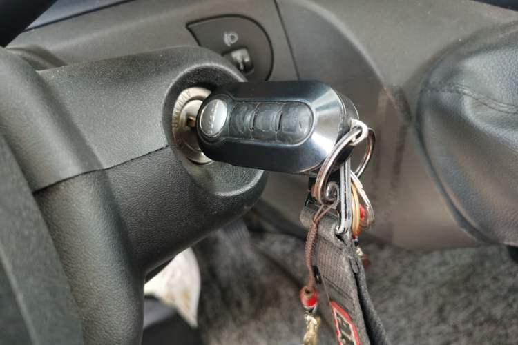 Used Iveco Eurocargo 2021 3.0T Automatic Chao Rui Short Wheelbase Low-Roof Side-Sliding Door F1C Interior 1