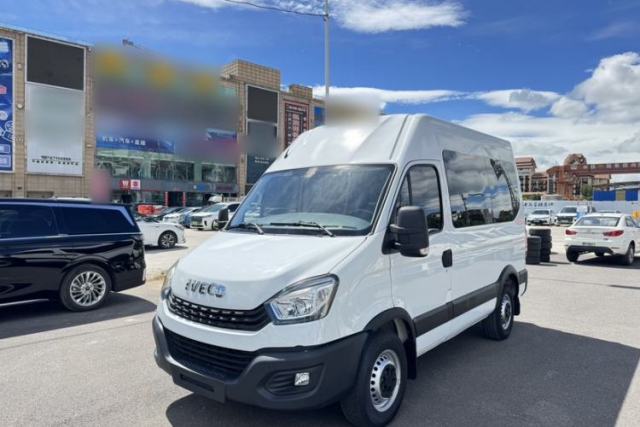 Used Iveco Eurocargo 2021 2.0T Manual Super Rui Short Wheelbase High-Roof Manual Door F1A