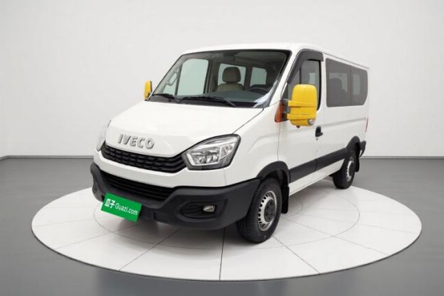 Used Iveco Eurocargo 2021 2.0T Manual Super-Rui Short Wheelbase Low-Roof Side-Hinged Door F1A