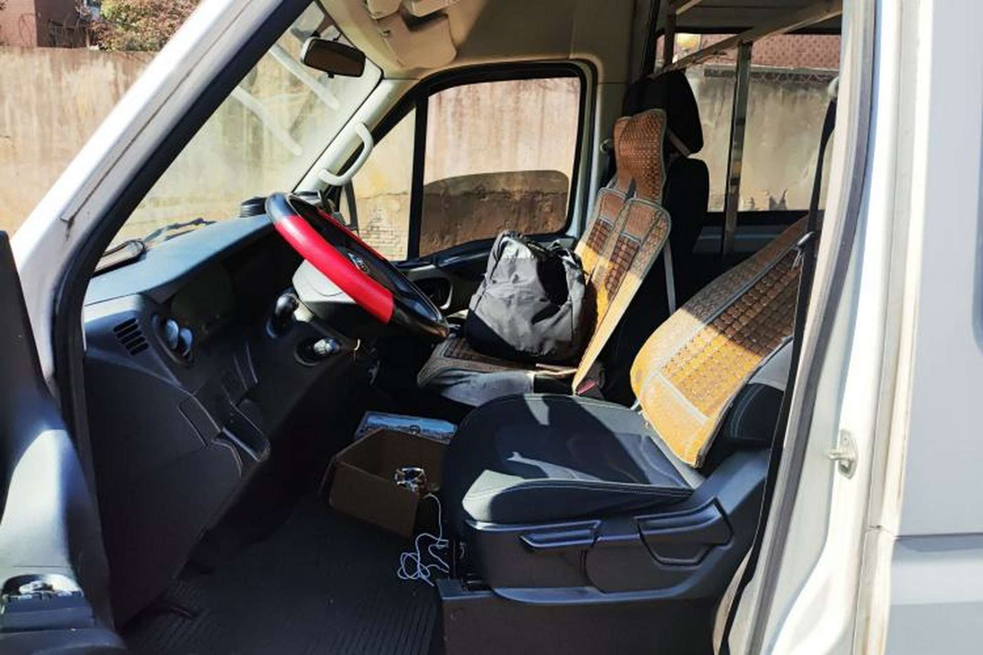 Used Iveco Eurocargo 2021 2.0T Manual Super Rui Long Wheelbase Short Overhang High Roof Side-Sliding Door F1A Left Front Seat