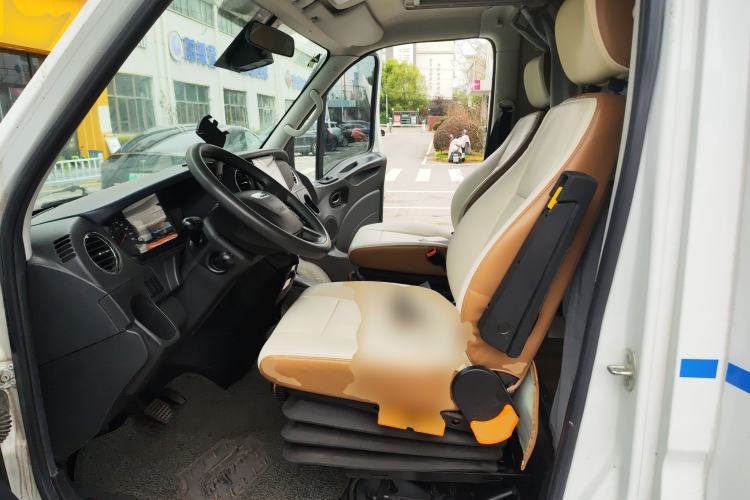 Used Iveco Eurocargo 2021 3.0T Automatic M1 Dedicated Platform Long Wheelbase High Roof Side-Sliding Doors F1C Left Front Seat
