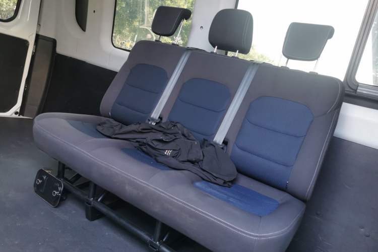 Used Iveco Eurocargo 2021 2.0T Manual Super Rui Long Wheelbase Short Overhang High Roof Side-Sliding Door F1A Left Rear Seat