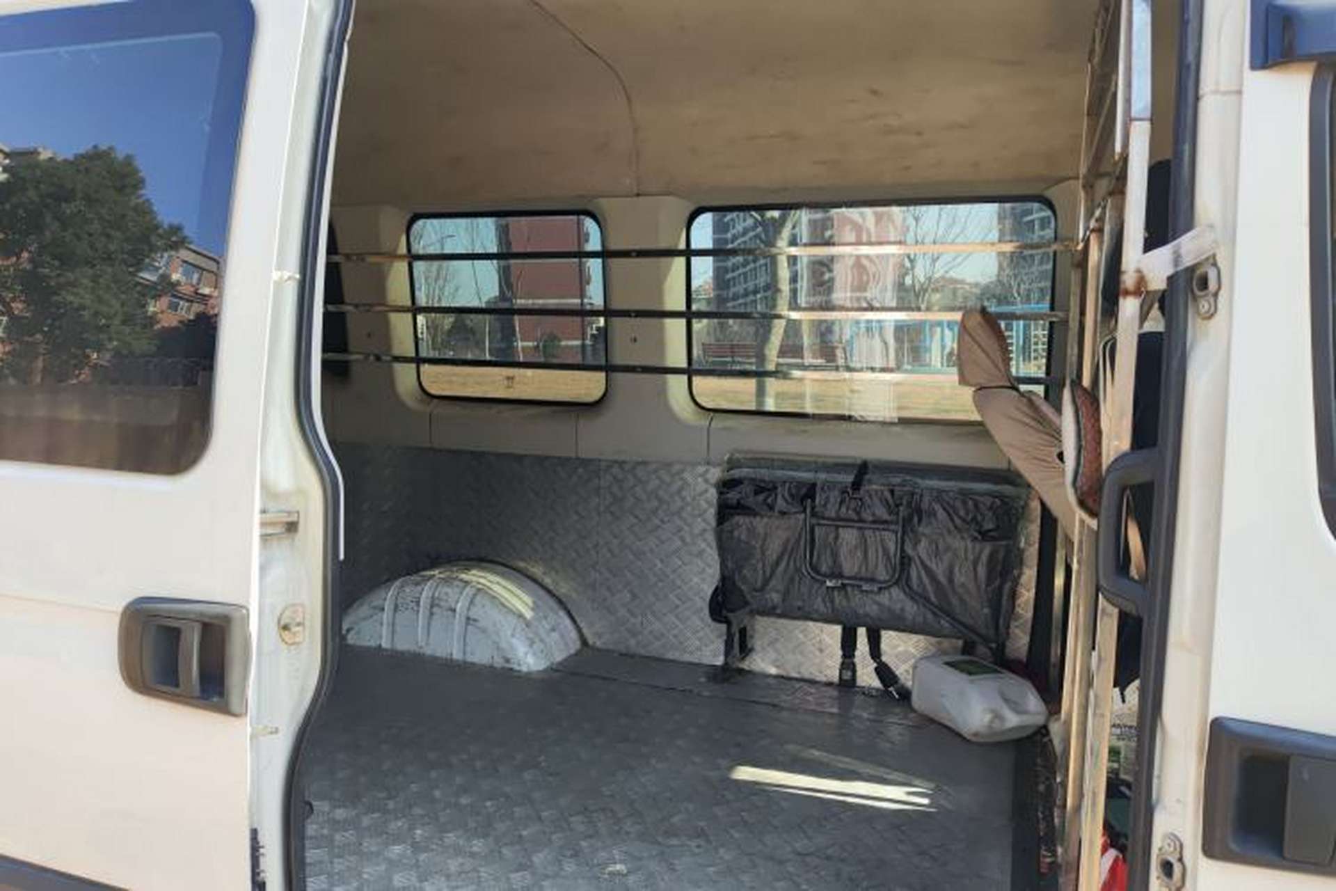 Used Iveco Eurocargo 2021 2.0T Manual Super Rui Long Wheelbase Short Overhang High Roof Side-Sliding Door F1A Left Rear Seat