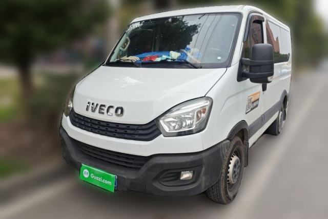 Used Iveco Eurocargo 2021 2.0T Manual Super-Rui Short Wheelbase Low-Roof Side-Hinged Door F1A