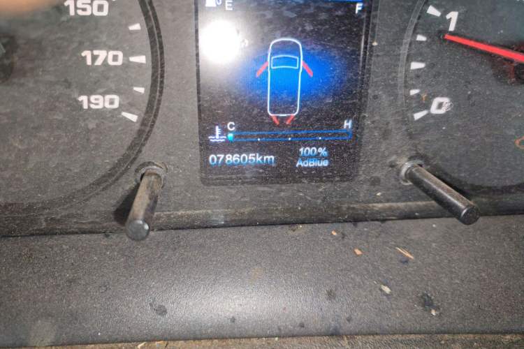 Used Iveco Eurocargo 2021 2.0T Manual Super Rui Long Wheelbase Short Overhang High Roof Side-Sliding Door F1A Odometer Close Up