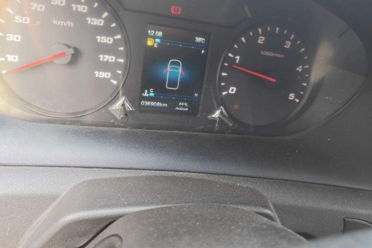 Used Iveco Eurocargo 2021 2.0T Manual Super-Rui Short Wheelbase High-Roof Side-Sliding Door F1A Odometer Close Up
