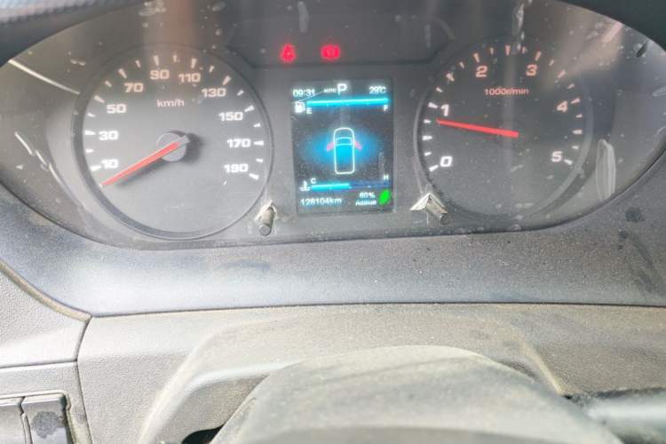 Used Iveco Eurocargo 2021 3.0T Automatic Super-Rui Short Wheelbase Low-Roof Manual-Door F1C Odometer Close Up