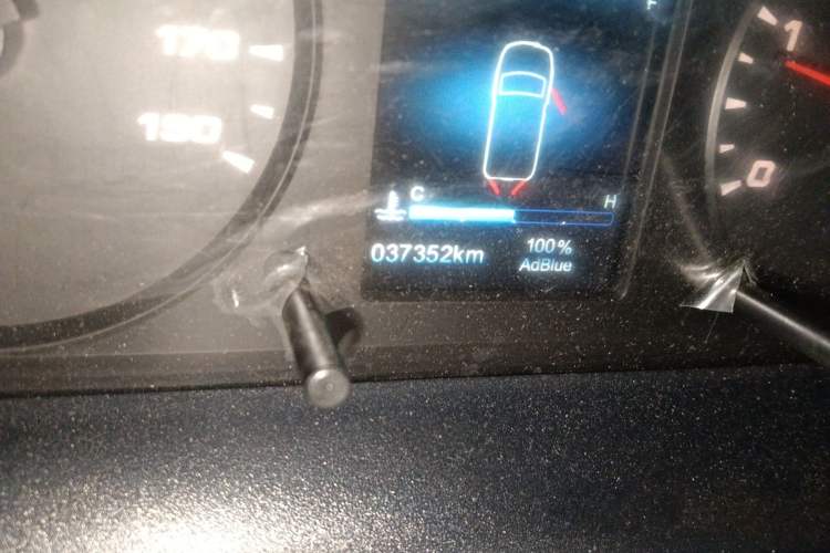 Used Iveco Eurocargo 2021 2.0T Manual Super-Rui Short Wheelbase Low-Roof Side-Hinged Door F1A Odometer Close Up