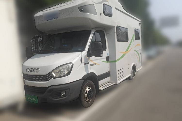 Used Iveco Eurocargo 2021 Iveco V80 converted RV, diesel, 3.0-liter engine, automatic transmission, 4 seats. Guazi used car, China used car export, Used car for sale, Used Iveco cars, Cheapest cars for sale