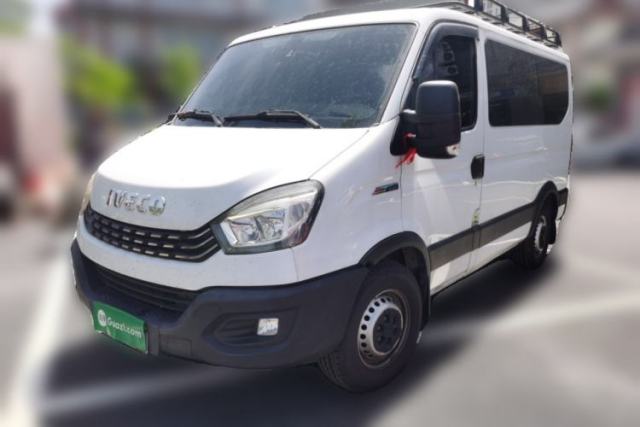 Used Iveco Eurocargo 2021 3.0T Automatic Chao Rui Short Wheelbase Low-Roof Side-Sliding Door F1C