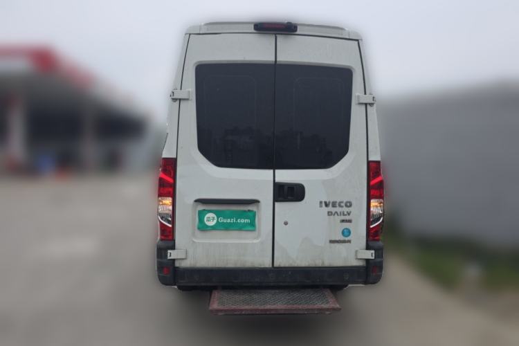 Used Iveco Eurocargo 2021 2.0T Manual Super-Rui Long Wheelbase Short Overhang High Roof Manual Doors F1A Rear