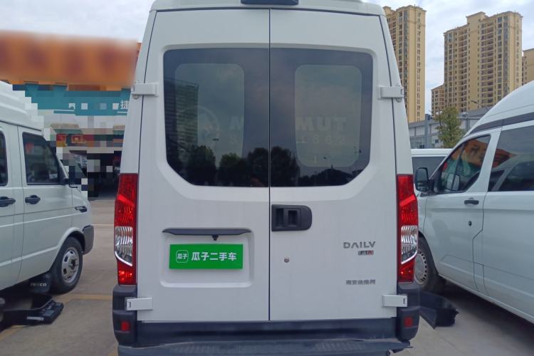 Used Iveco Eurocargo 2021 2.0T Manual Super-Rui Short Wheelbase High-Roof Side-Sliding Door F1A Rear
