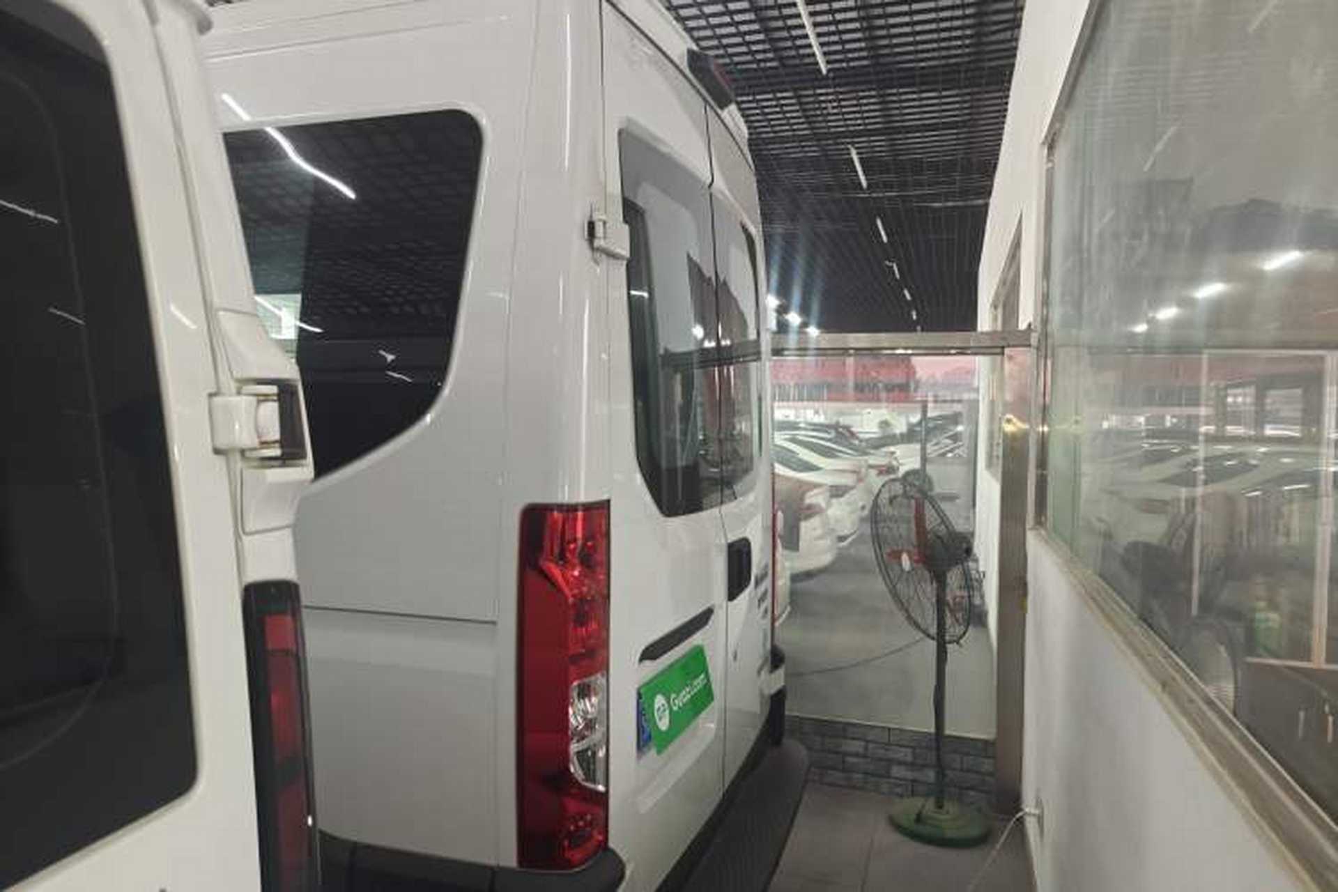 Used Iveco Eurocargo 2021 2.0T Manual Super-Rui Short Wheelbase High-Roof Side-Sliding Door F1A Rear