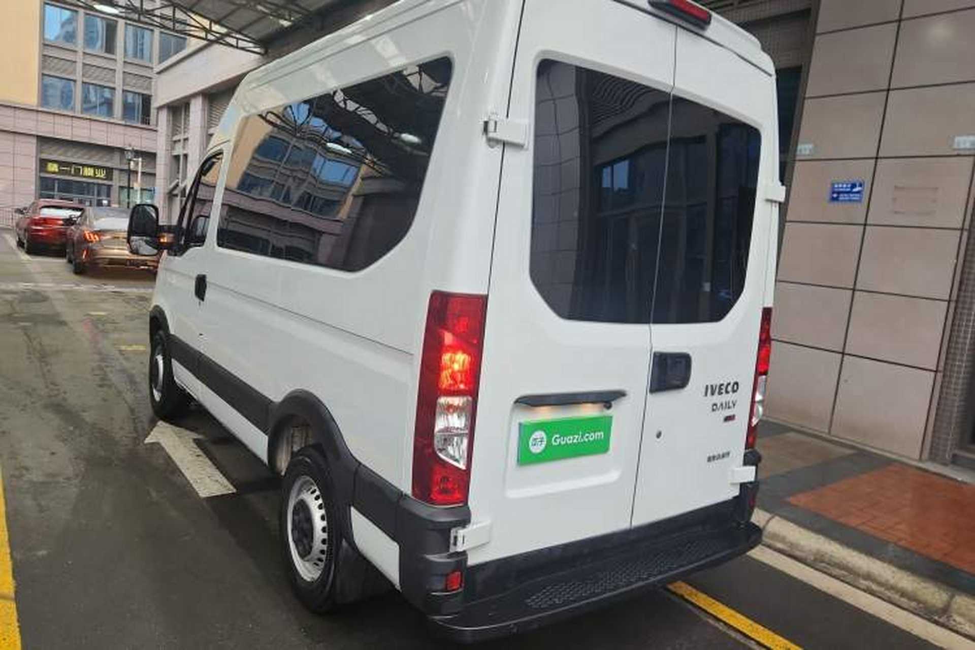 Used Iveco Eurocargo 2021 2.0T Manual Super-Rui Short Wheelbase High-Roof Side-Sliding Door F1A Rear Left 45 Deg