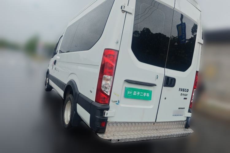 Used Iveco Eurocargo 2021 2.0T Manual Super Rui Long Wheelbase Short Overhang High Roof Side-Sliding Door F1A Rear Left 45 Deg