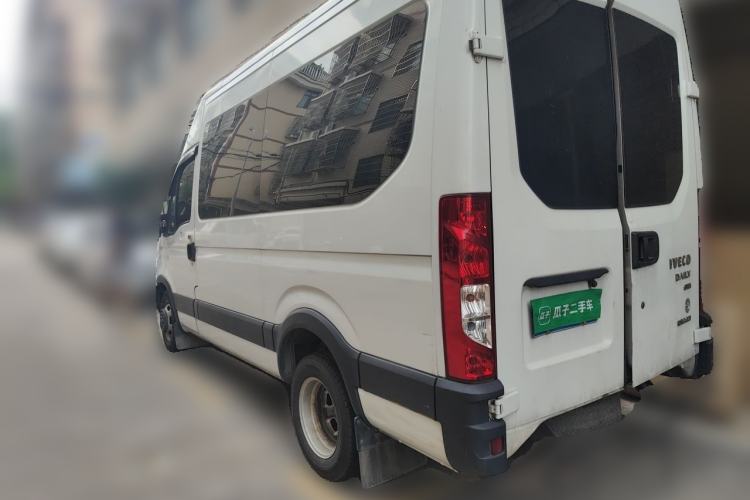 Used Iveco Eurocargo 2021 2.0T Manual Super-Rui Long Wheelbase Short Overhang High Roof Manual Doors F1A Rear Left 45 Deg