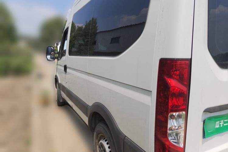 Used Iveco Eurocargo 2021 2.0T Manual Super-Rui Short Wheelbase High-Roof Side-Sliding Door F1A Rear Left 45 Deg