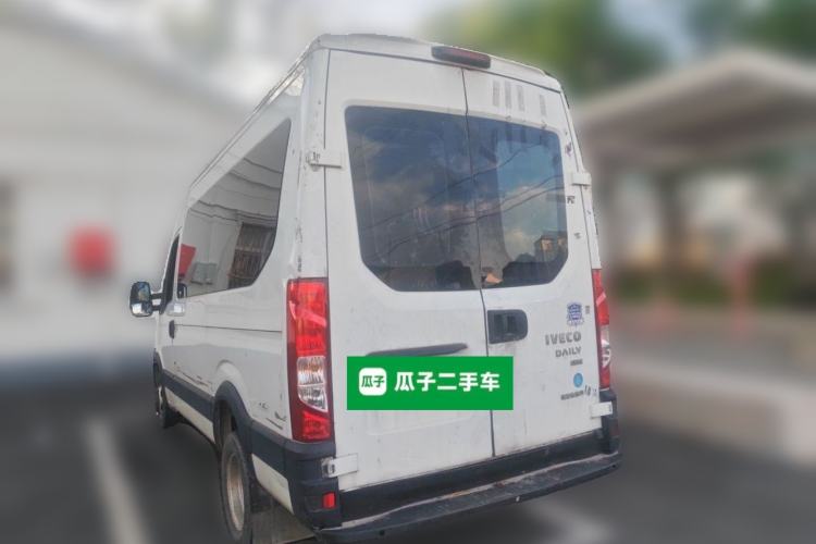 Used Iveco Eurocargo 2021 2.0T Manual Super Rui Long Wheelbase Short Overhang High Roof Side-Sliding Door F1A Rear Left 45 Deg