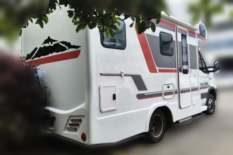 Used Iveco Eurocargo 2021 3.0T Automatic Chaorui Long-Wheelbase High-Roof Side-Sliding Door F1C (For Modification Only) Rear Right 45 Deg