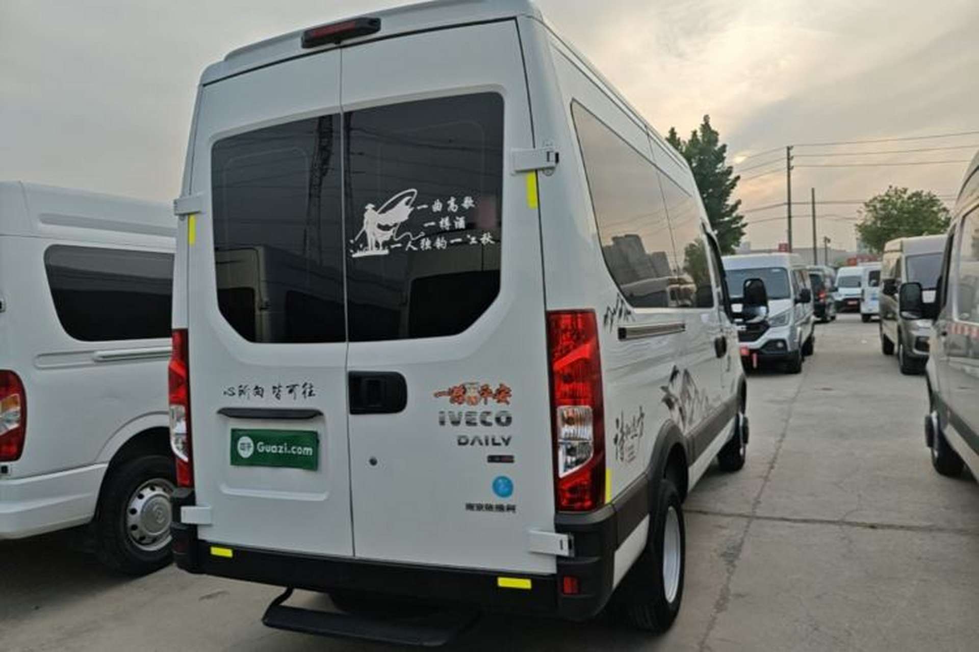 Used Iveco Eurocargo 2021 2.0T Manual Super Rui Long Wheelbase Short Overhang High Roof Side-Sliding Door F1A Rear Right 45 Deg