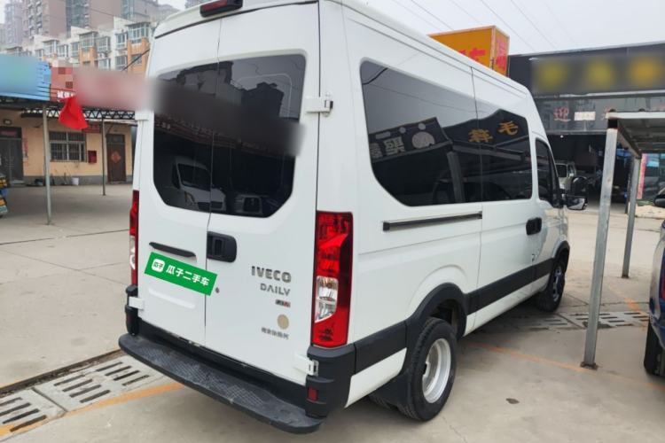 Used Iveco Eurocargo 2021 2.0T Manual Super Rui Long Wheelbase Short Overhang High Roof Side-Sliding Door F1A Rear Right 45 Deg