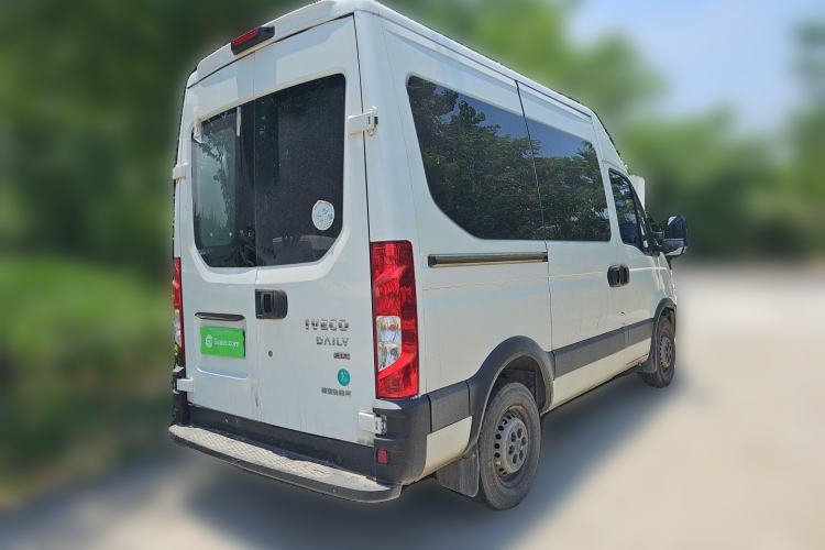 Used Iveco Eurocargo 2021 2.0T Manual Super-Rui Short Wheelbase High-Roof Side-Sliding Door F1A Rear Right 45 Deg