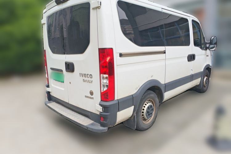 Used Iveco Eurocargo 2021 3.0T Automatic Super-Rui Short Wheelbase Low-Roof Manual-Door F1C Rear Right 45 Deg