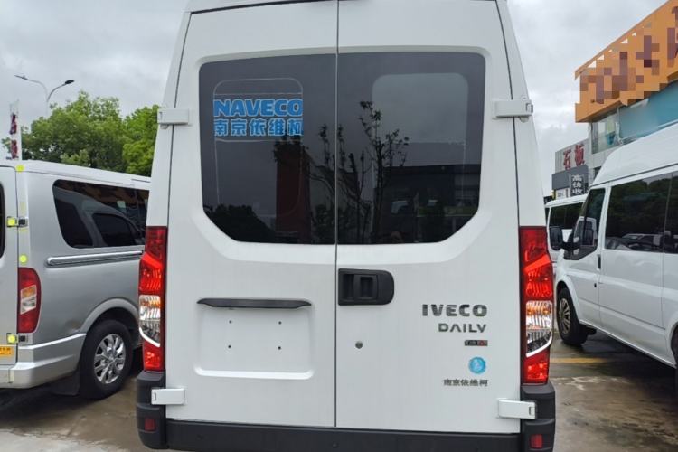 Used Iveco Eurocargo 2021 2.0T Manual Super-Rui Long Wheelbase Short Overhang High Roof Manual Doors F1A Rear