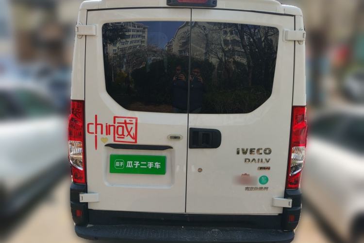 Used Iveco Eurocargo 2021 2.0T Manual Super-Rui Short Wheelbase Low-Roof Side-Hinged Door F1A Rear