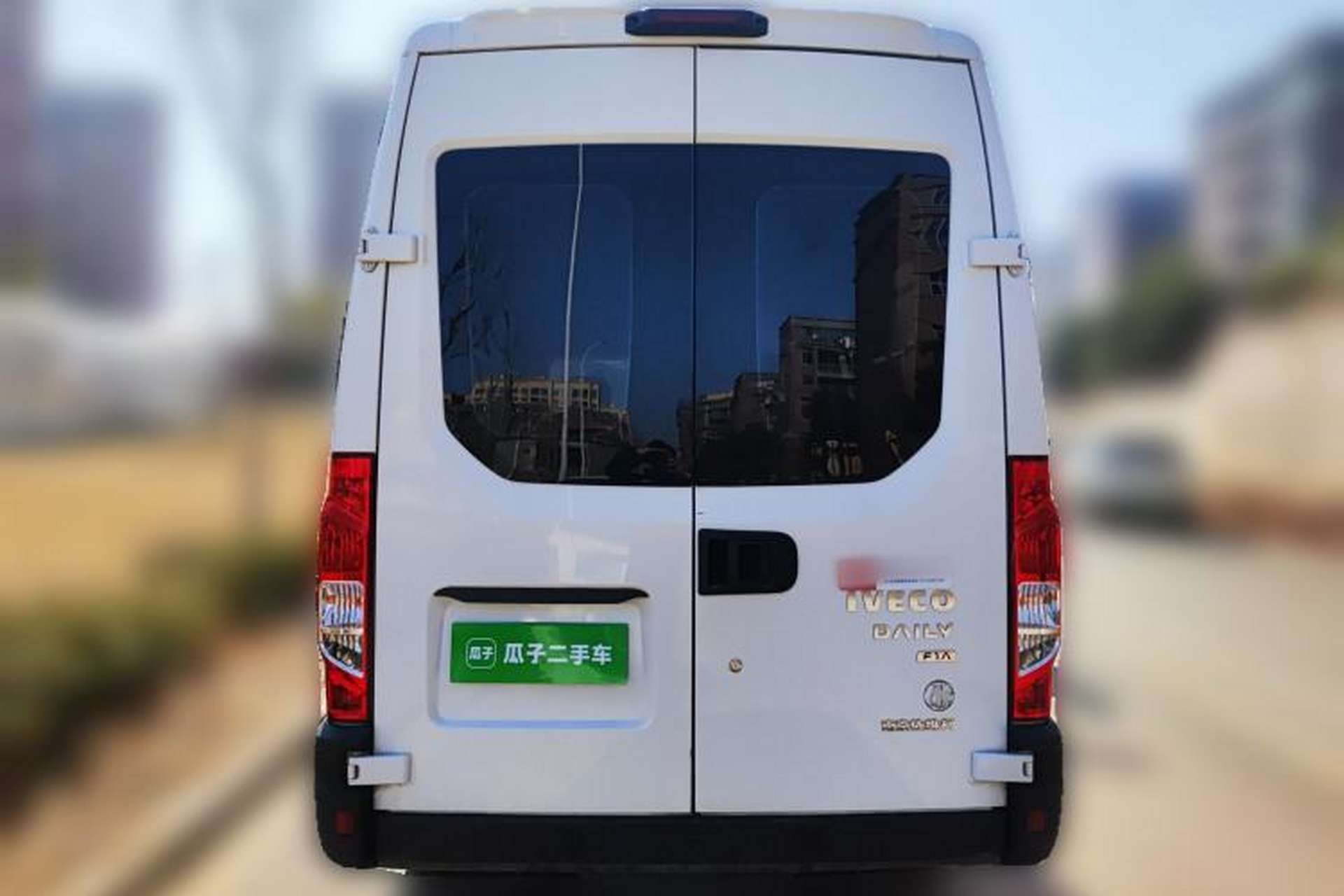 Used Iveco Eurocargo 2021 2.0T Manual Super Rui Long Wheelbase Short Overhang High Roof Side-Sliding Door F1A Rear