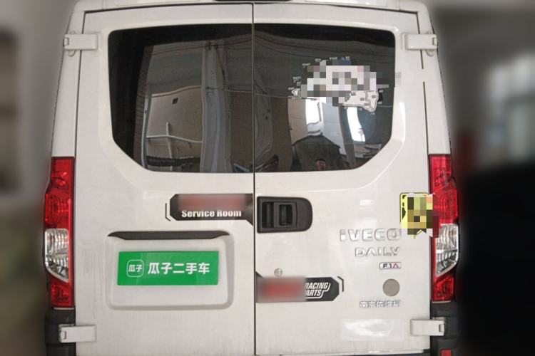 Used Iveco Eurocargo 2021 2.0T Manual Super-Rui Short Wheelbase Low-Roof Side-Hinged Door F1A Rear