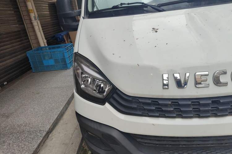 Used Iveco Eurocargo 2021 2.0T Manual Super-Rui Long Wheelbase Short Overhang High Roof Manual Doors F1A Right Front Headlight