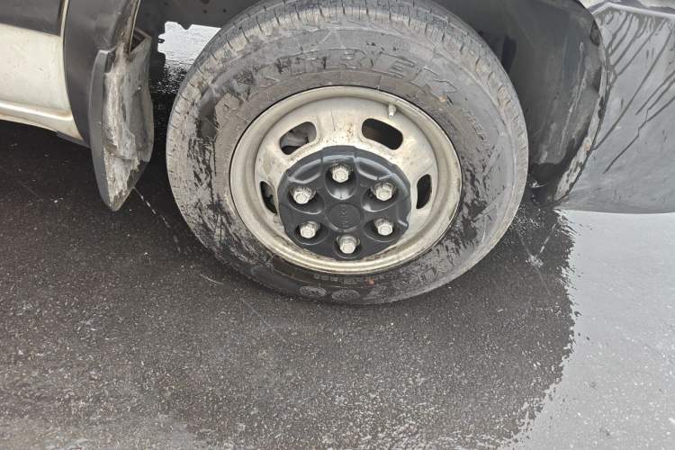 Used Iveco Eurocargo  Right Front Wheel Hub