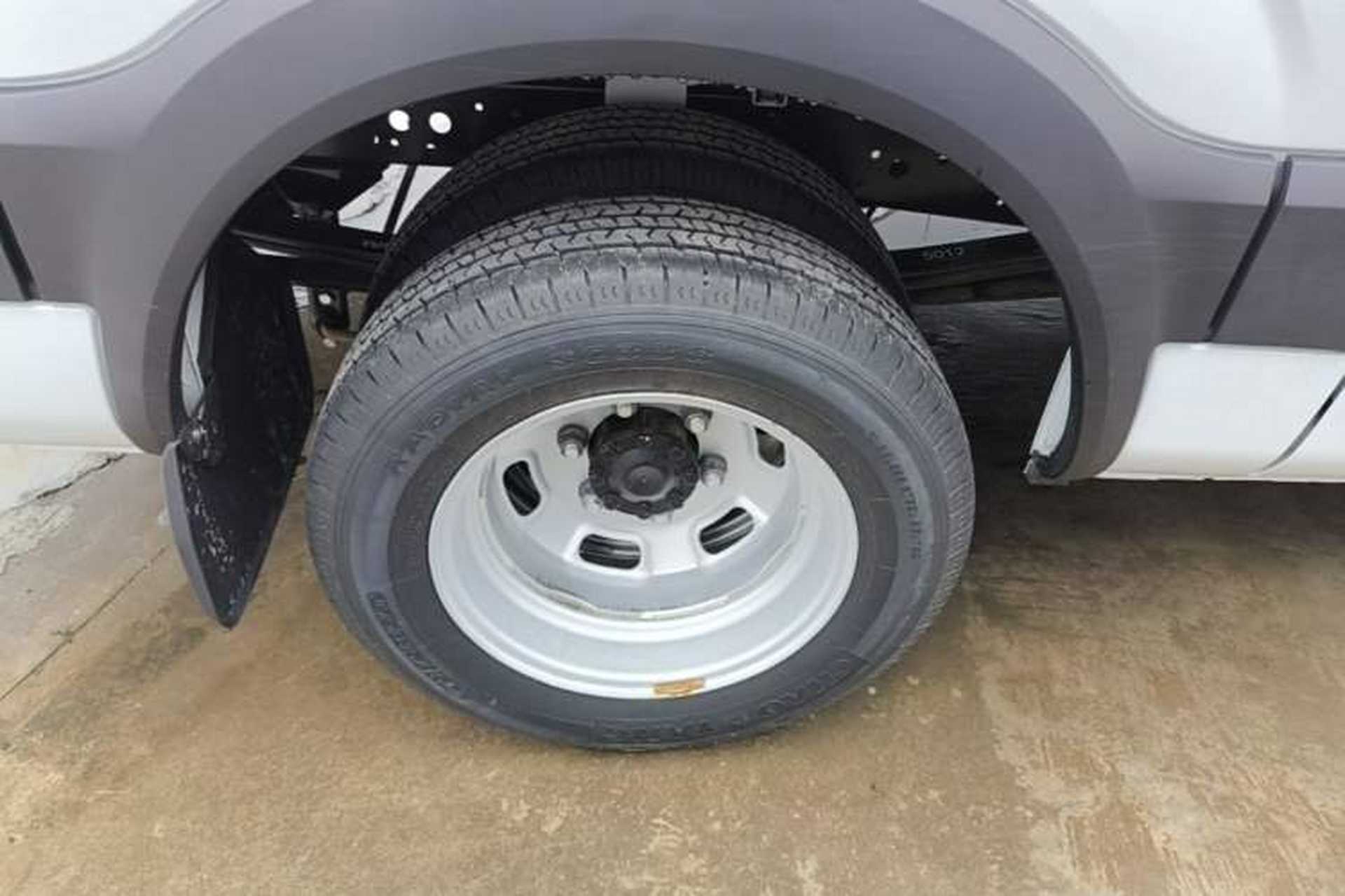 Used Iveco Eurocargo 2021 2.0T Manual Super-Rui Long Wheelbase Short Overhang High Roof Manual Doors F1A Right Rear Wheel Hub