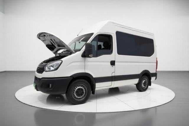 Iveco Eurocargo 2021 2.0T Manual Super-Rui Short Wheelbase High-Roof Side-Sliding Door F1A usado