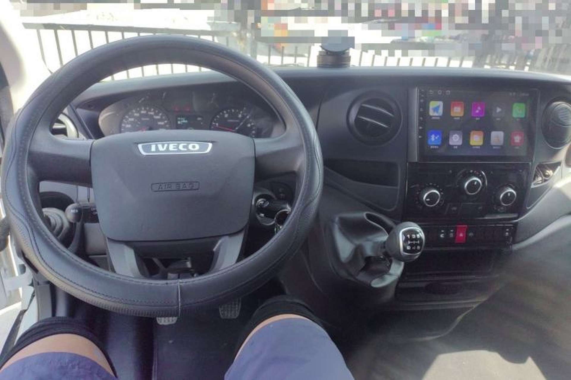 Used Iveco Eurocargo 2021 2.0T Manual Super Rui Long Wheelbase Short Overhang High Roof Side-Sliding Door F1A Steering Wheel