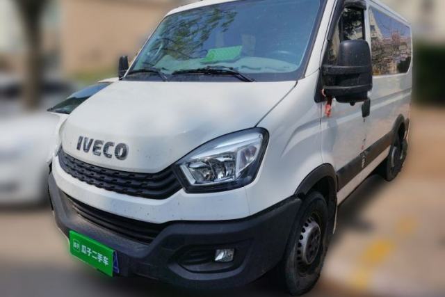 Used Iveco Eurocargo 2021 2.0T Manual Super-Rui Short Wheelbase Low-Roof Side-Hinged Door F1A