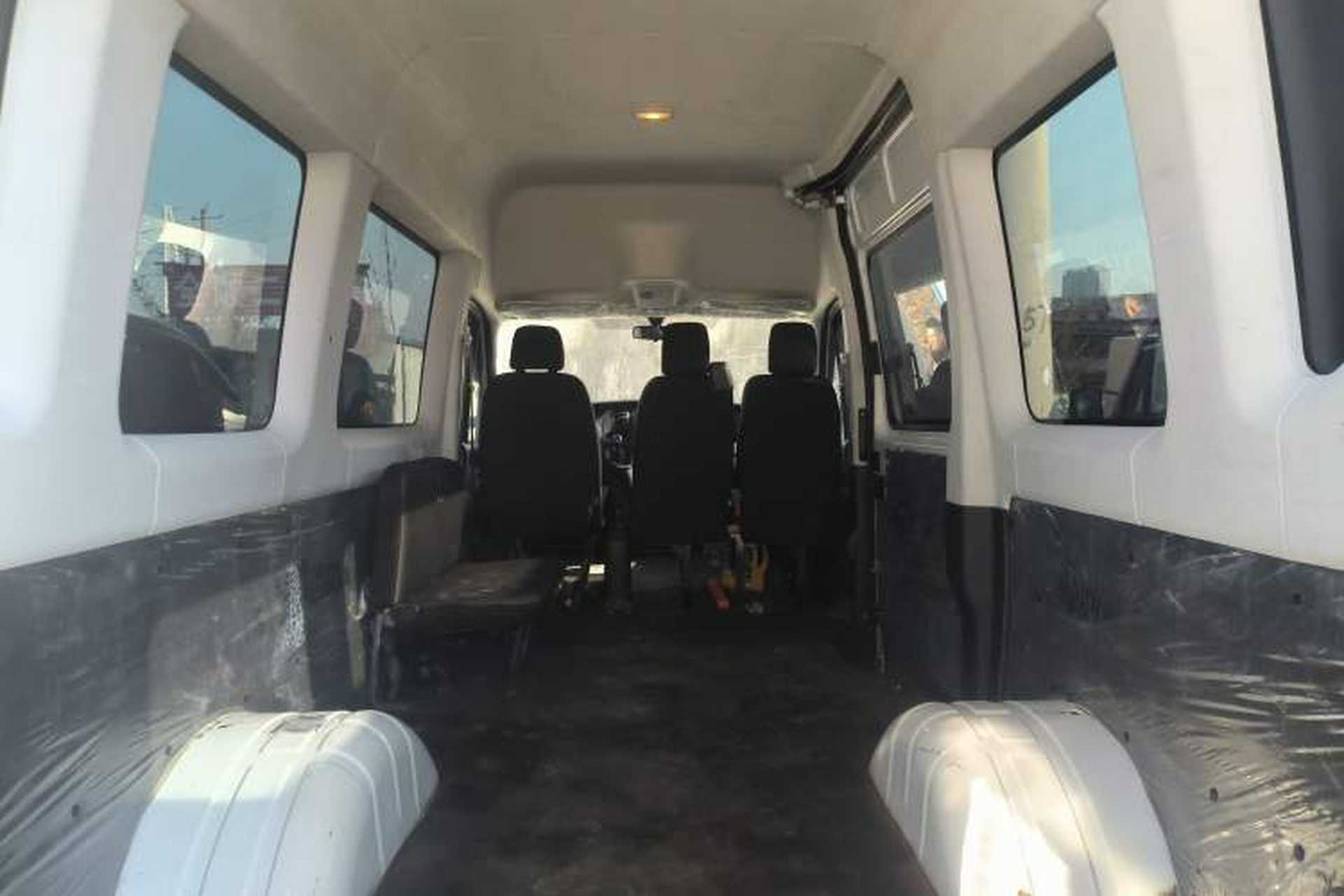 Used Iveco Eurocargo 2021 2.0T Manual Super Rui Long Wheelbase Short Overhang High Roof Side-Sliding Door F1A Trunk