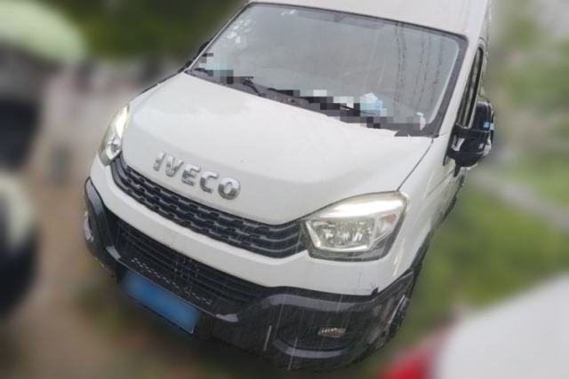Used Iveco Eurocargo 2021 2.0T Manual Super-Rui Short Wheelbase Low-Roof Side-Hinged Door F1A