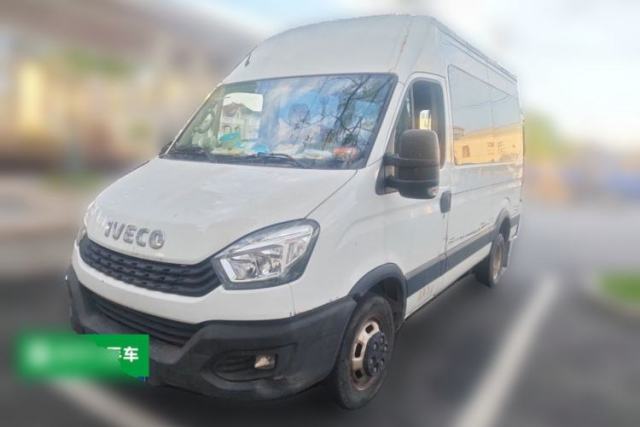 Used Iveco Eurocargo 2021 2.0T Manual Super Rui Long Wheelbase Short Overhang High Roof Side-Sliding Door F1A