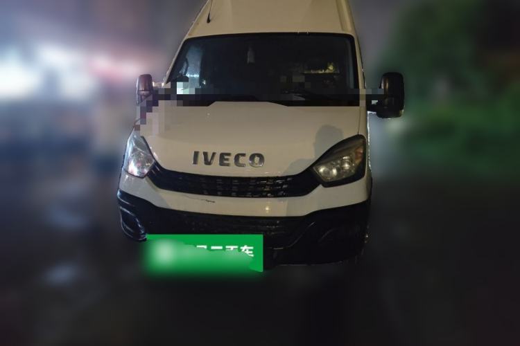 Iveco Eurocargo 2021 2.0T Manual - Yunrui Long Wheelbase Short Overhang High Roof Side-Sliding Door F1A مستعملة Guazi used car, China used car export, Used car for sale, Used  cars, Cheapest cars for sale