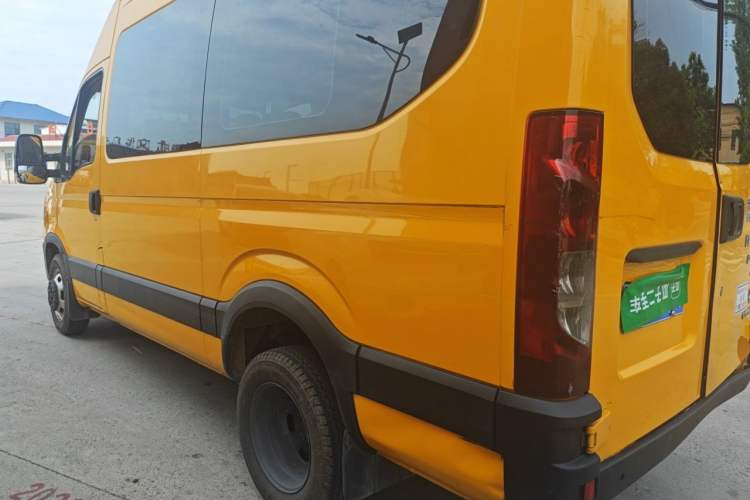 Used Iveco Eurocargo  Rear Left 45 Deg