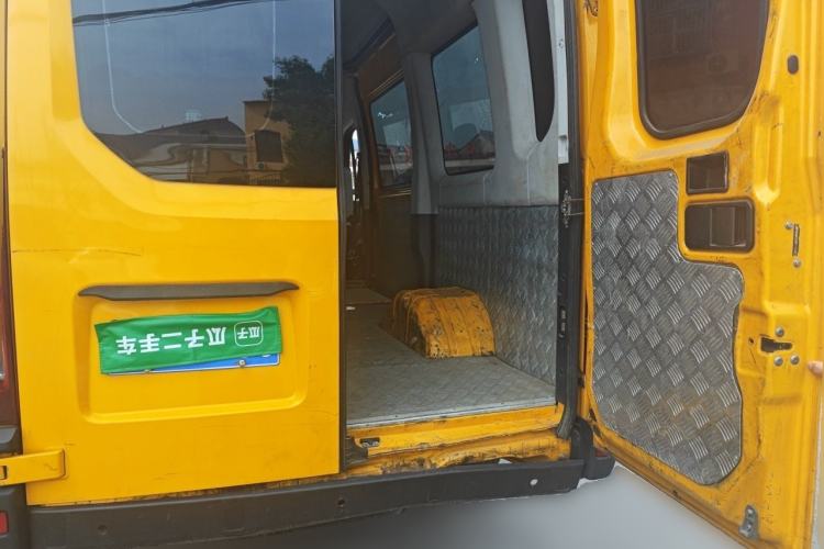 Used Iveco Eurocargo  Trunk